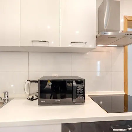Luxury Aria